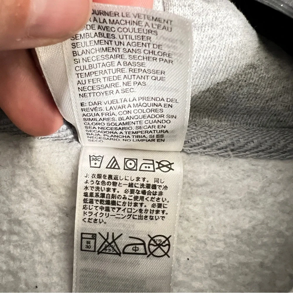The North Face Gray Hoodie Sweatshirt Casual Comfort
